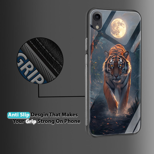 tiger with moon.jpg