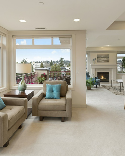 social image screen guests.jpg