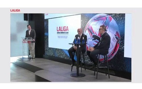 K7LP wbIXApPmxsE.jpg