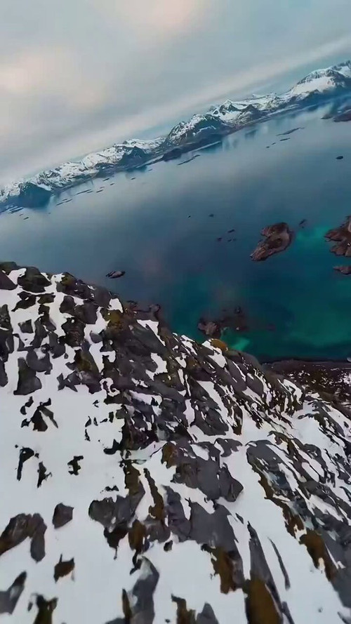 86Ic5knTUy1V S2Z.jpg