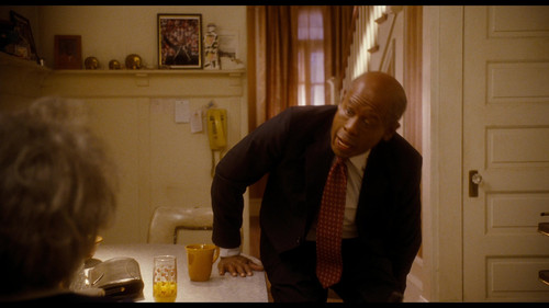 The.Butler.2013.1080p.BluRay.AVC.DTS HD.MA.5.1 HDBEE 015856.jpg