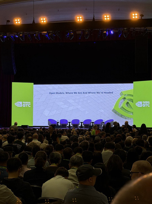 HDt3Xs7aEAAi5 F?format=jpg.jpg