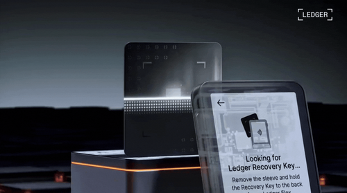 LedgerRecoveryKey ezgif.com gif to apng converter.png