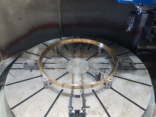 HDrlg9 XQAA466T?format=jpg.jpg