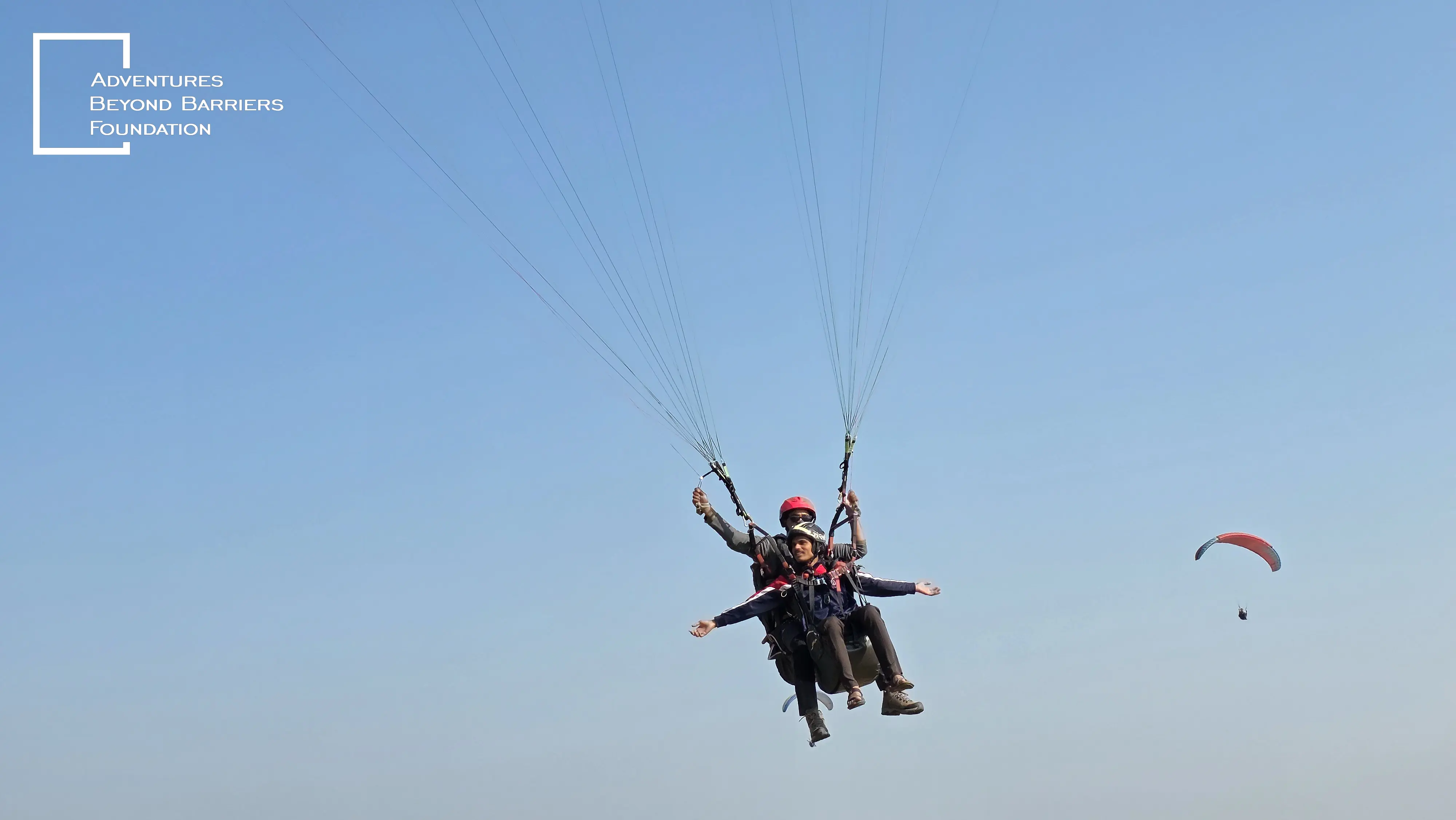 ABBF inclusive paragliding — tandem flight with a certified pilot