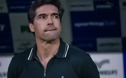 Abel destaca organização do Tricolor como diferencial nas comparações de investimentos entre São Paulo e Palmeiras