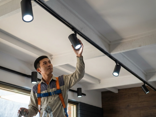 den thanh ray chieu diem led philips st033t led8 840 10w 220 240v i wb bk gm 4000k 850lm (9).png