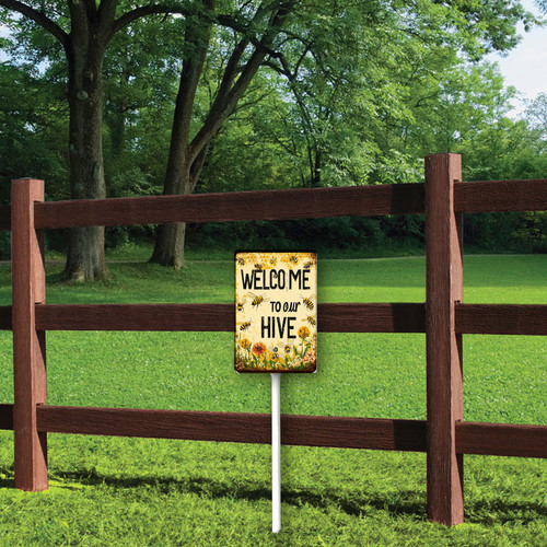 welcoem to our hive 001 3.jpg