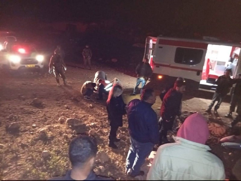 مستوطنون يعتدون على عائلة إبراهيم أبو الكباش ويسرقون أغنامها في الأغوار الشمالية
هاجم عشرات المستوطنين المسلحين فجر اليوم الجمعة عائلة أبو الكباش في م...