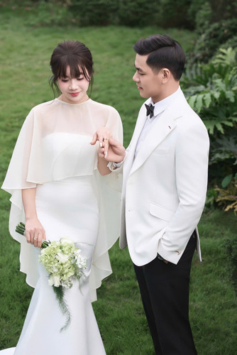 z7616960379877 624af8dcc83459f7c9f09386cb702c53.bak.jpg