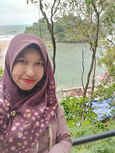 Foto Ibu Guru Tuti Ernawati