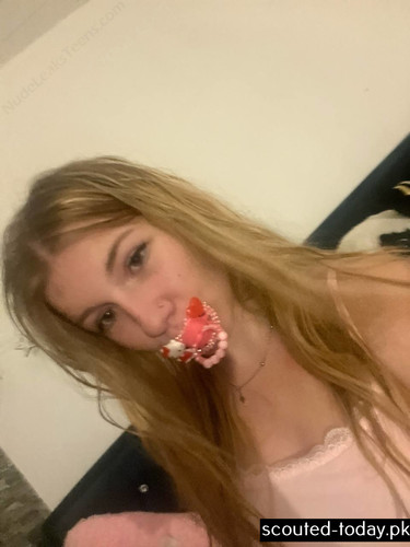 Natalie (1)