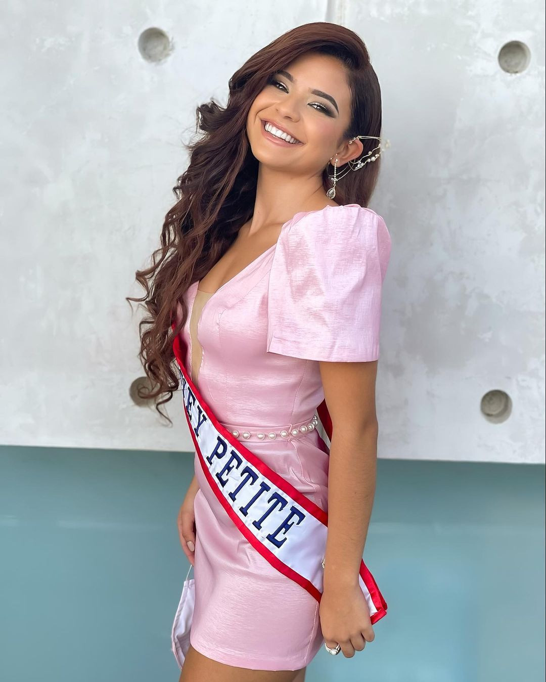 fotos de candidatas a miss puerto rico petite 2021. - Página 6 QmU9xp