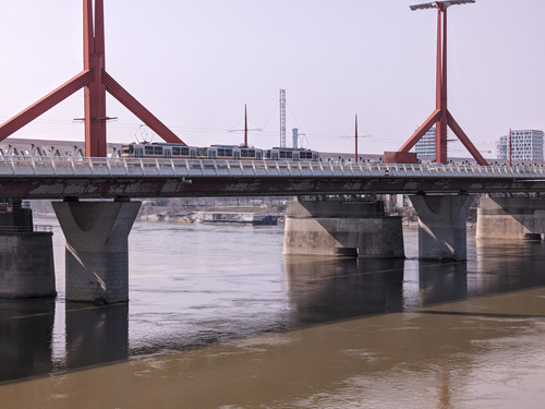 AGC 20260305 111312376