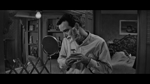 桃色公寓.The.Apartment.1960.GBR.UHD.BluRay.2160p.DV.HDR.x265.10bit.DTS HD.MA.1.0 UBits ENG 013626.jpg