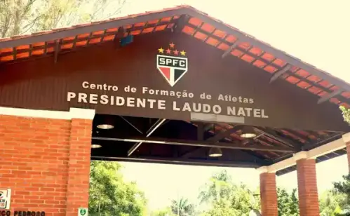 São Paulo faz mudanças na comissão técnica e demite responsável pelos gramados de Cotia