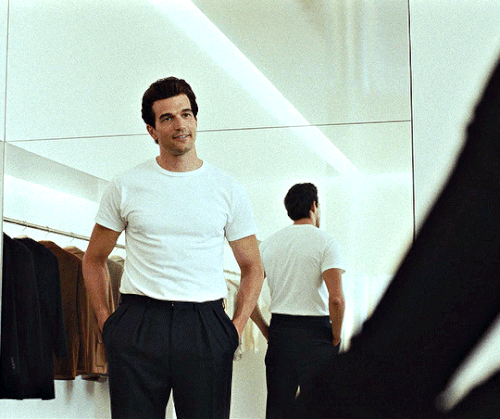 paul anthony kelly v0 134qe782r0lg1.gif