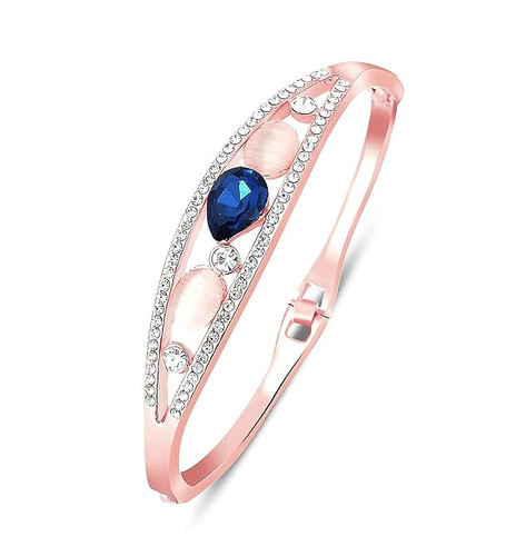 rose bracelet.jpg
