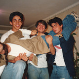 img048