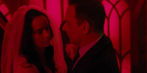 Best Medicine s1e7 There Might Be Blood Abigail Spencer faint 3.jpg