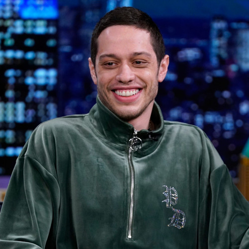 episode 1842 pictured actor comedian pete davidson during news photo 1685725407.jpg?crop=0.757xw:0.5.jpg