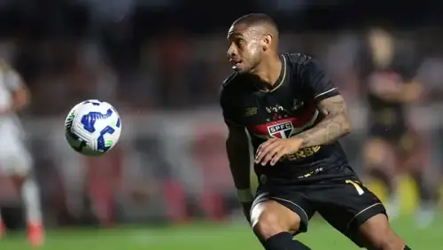 Fundamental: André Silva acelera preparação e se desponta como peça-chave para o São Paulo