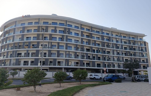 UAE Private Sector Helps Stranded Families in Crisis.jpg