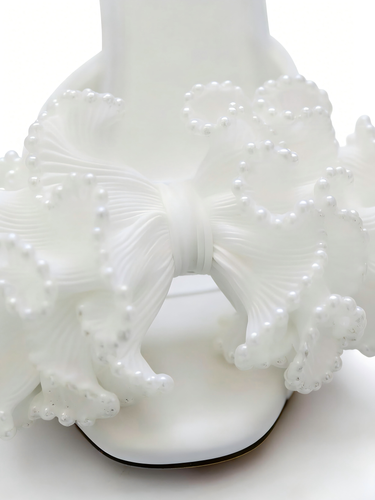 生成鞋子多角度图片 (14).png