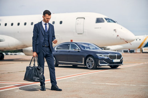 Luxury Private Dubai Airport Transfers for Comfortable and Stress-Free Travel.jpg