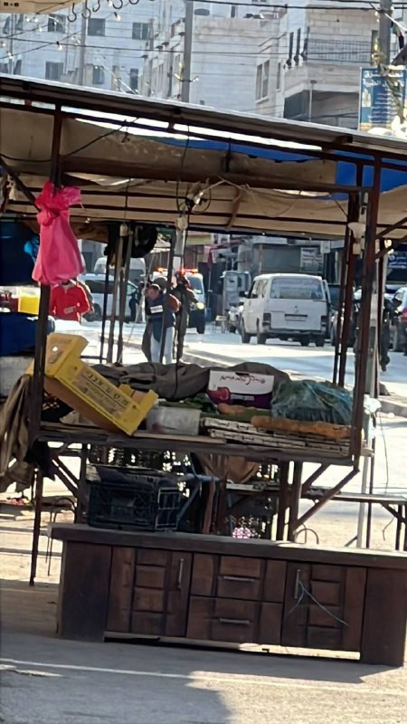 قوات الاحتلال تعتدي على الطواقم الصحفية في عسكر القديم...