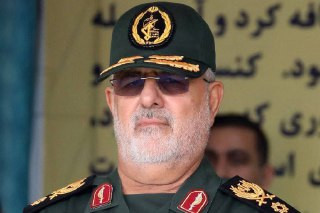 التلفزيون الإيراني: استشهاد القائد العام للحرس الثوري اللواء محمد باكبور....