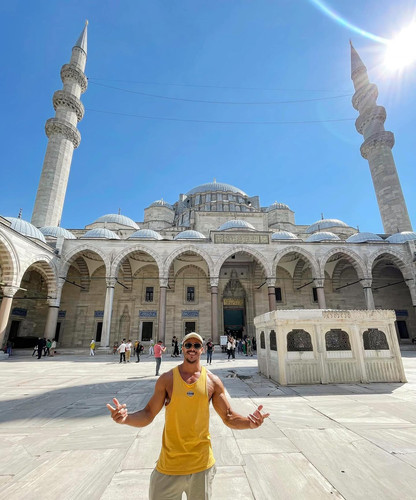 581885502 17850022518594390 3235255348362050622 n.jpg