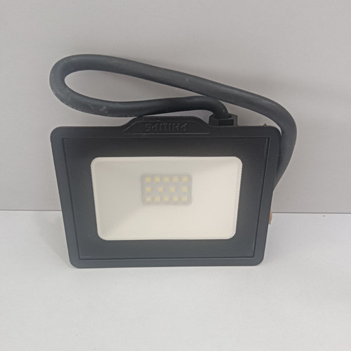 Den Pha Led Vuong BVP150 LED8 CW 220 240V IP65 850lm (7).jpg