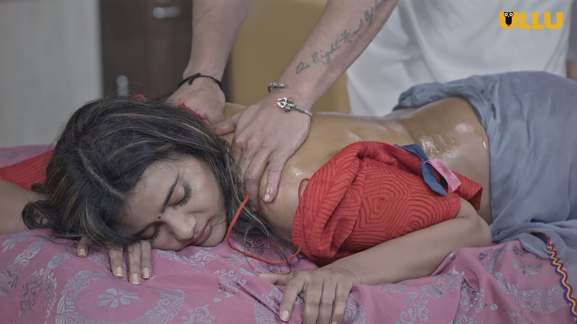 Riti Riwaj (Tijarat) (2020) S01 Ullu Originals Web Series 1080p HDRip 1.6GB(1Filmy4Wap.Cloud).mkv sn
