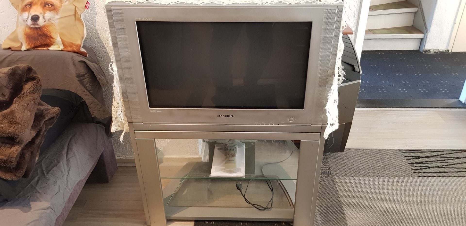 Tv Samsung 70 cm100 Hz Dolby Surround Samsung DVD/VCR speler