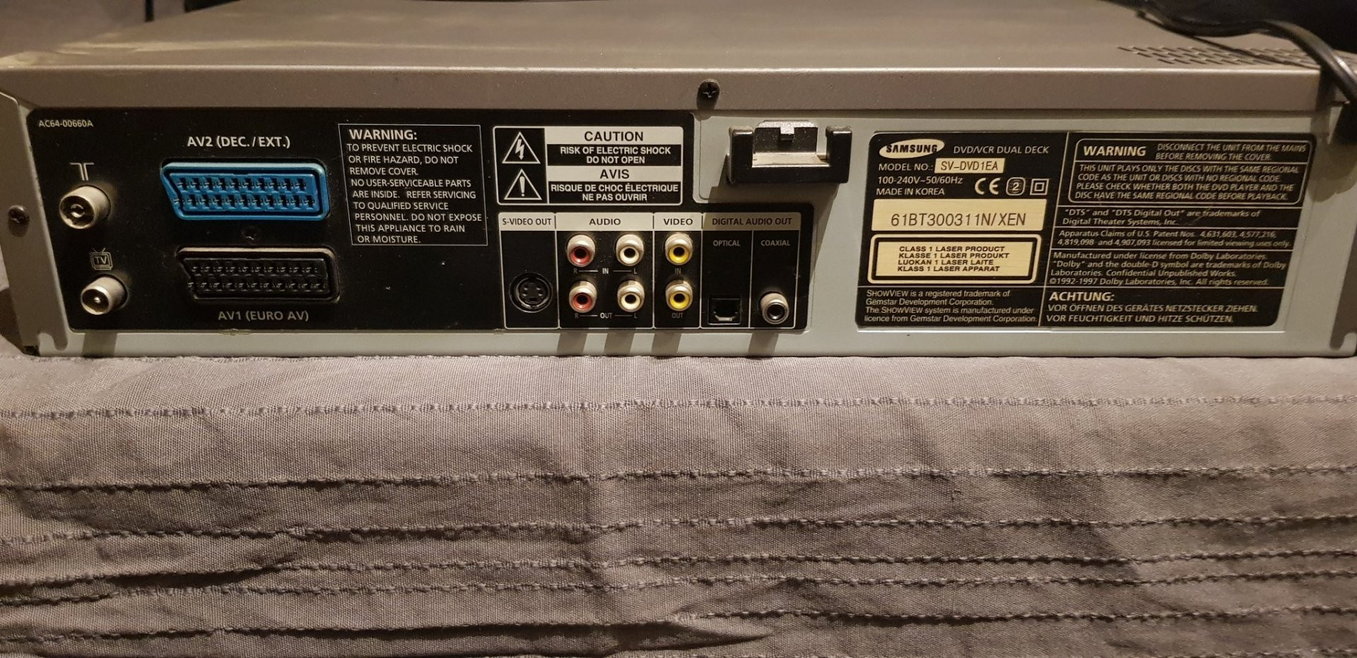 Tv Samsung 70 cm100 Hz Dolby Surround Samsung DVD/VCR speler - Image 7