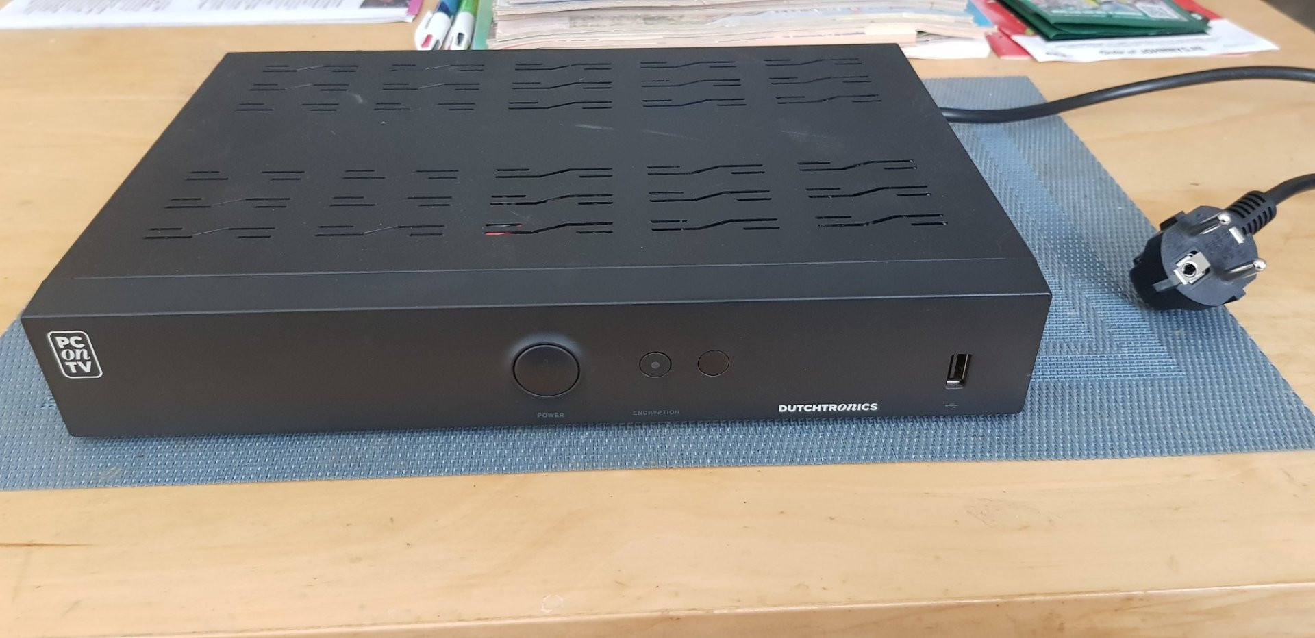 Dutchtronics PC on TV - Image 2