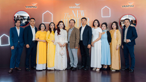 Sự kiện Year End Party Văn Phú | JMB Việt Nam