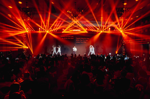 Sự kiện Year End Party Văn Phú | JMB Việt Nam