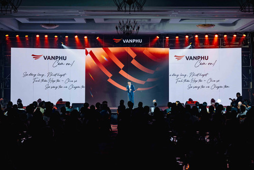Sự kiện Year End Party Văn Phú | JMB Việt Nam