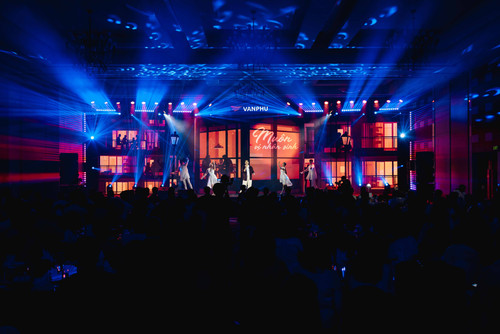 Sự kiện Year End Party Văn Phú | JMB Việt Nam