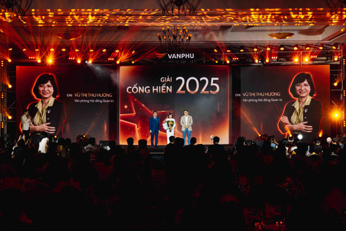 Sự kiện Year End Party Văn Phú | JMB Việt Nam
