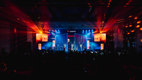 Sự kiện Year End Party Văn Phú | JMB Việt Nam