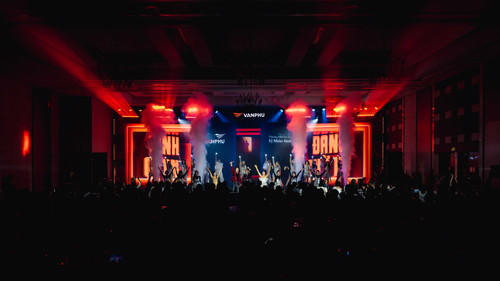 Sự kiện Year End Party Văn Phú | JMB Việt Nam
