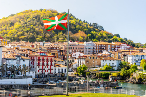 pays basque image vanzon.jpg