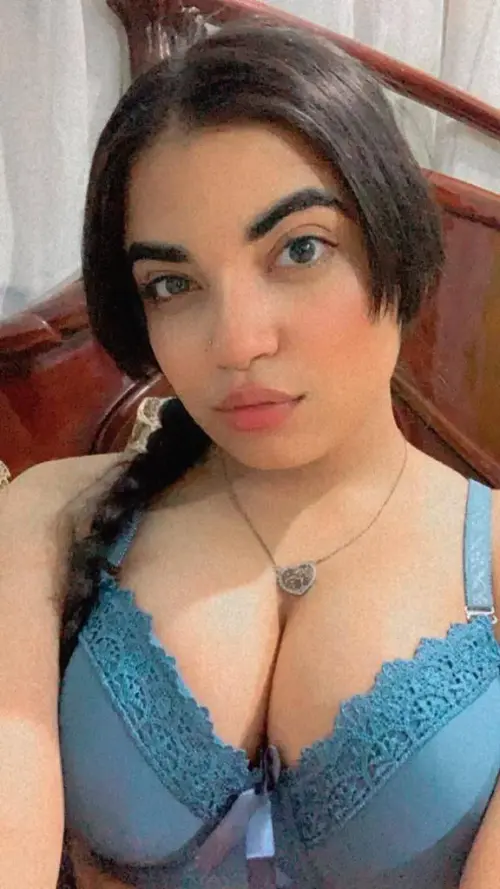 اللبوم نودز مصرية قمر تصور جسمها لصاحبها وتغريه المتناكة 21