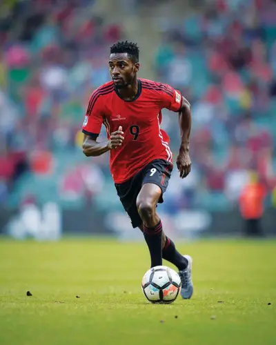 social Freedom Soccer 1080x1350 5a977ca8 6352 499e bf34 c0ced8c5805d.webp