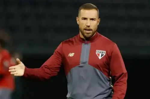 São Paulo oficializa saída de Allan Barcellos após pedido de demissão do cargo executivo