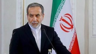 وزير الخارجية الإيراني:

- الهجوم على المدرسة في ميناب لا مبرر له ونحن في حالة حرب غير مشروعة وغير مبررة.

- العدوان غير المشروع على بلدنا أدى إلى تدم...