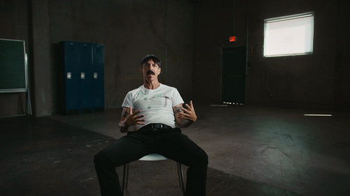 The.Rise.of.the.Red.Hot.Chili.Peppers.Our.Brother.Hillel.2026.2160p.NF.WEB DL.CZ EN.DD+5.1.Atmos.DoV.jpg